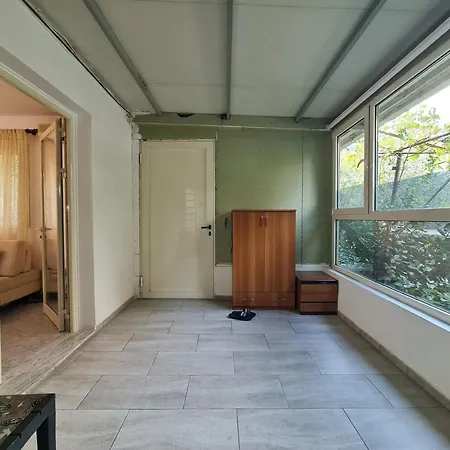 Apartment The Comfort Apartment! Tirana